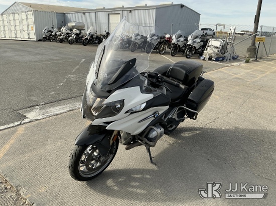 (Dixon, CA) 2016 BMW R1200RT Motorcycle Runs & Moves