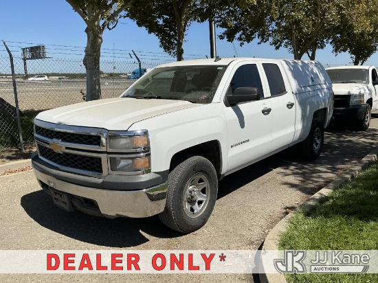 (Dixon, CA) 2014 Chevrolet Silverado 1500 Extended-Cab Pickup Truck Runs & Moves)(Transmission/Drive
