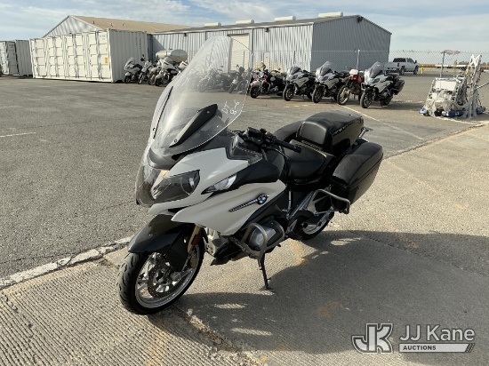 (Dixon, CA) 2020 BMW R 1250 RT Motorcycle Runs & Moves
