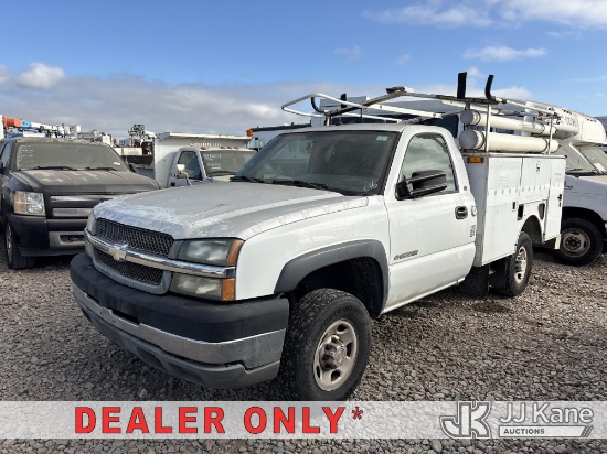(Dixon, CA) 2004 Chevrolet Silverado 2500HD Service Truck Engine Runs, Transmission Non-Operational