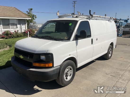 (Dixon, CA) 2012 Chevrolet Express 2500 Cargo Cargo Van Runs & Moves