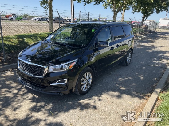 (Dixon, CA) 2019 Kia Sedona Mini Passenger Van Runs & Moves
