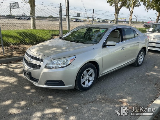(Dixon, CA) 2013 Chevrolet Malibu 1LT 4-Door Sedan Runs & Moves
