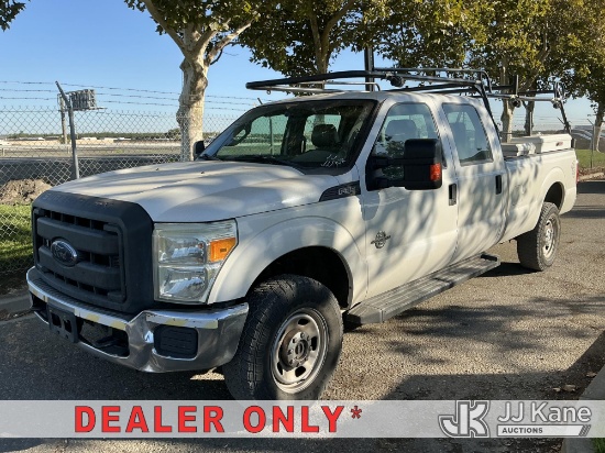 (Dixon, CA) 2013 Ford F-350 SD Crew-Cab Pickup Truck Runs & Moves) (Incomplete EGS Monitor, Exterior
