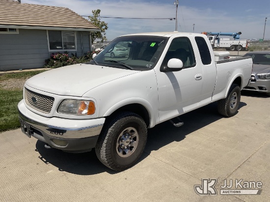 (Dixon, CA) 2000 Ford F-150 Extended-Cab Pickup Truck Runs & Moves