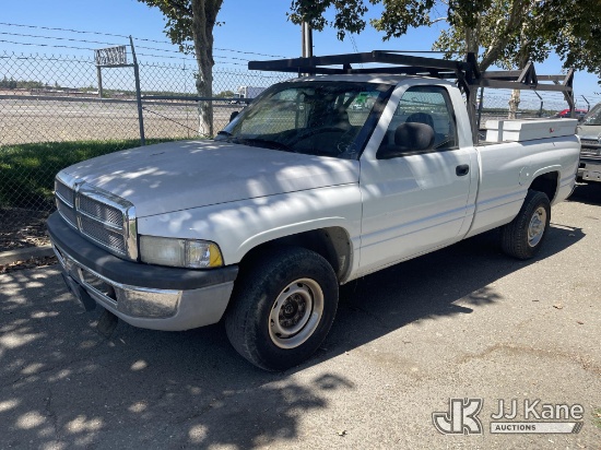 (Dixon, CA) 2001 Dodge Ram 2500 Pickup Truck Runs & Moves