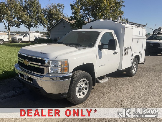(Dixon, CA) 2013 Chevrolet Silverado 3500HD Enclosed Service Truck Runs) (Transmission Performance C