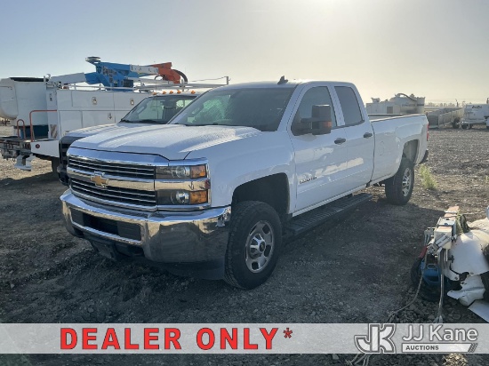 (Dixon, CA) 2017 Chevrolet Silverado 2500HD Extended-Cab Pickup Truck Runs, Does Not Move)(Transmiss