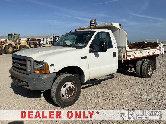 (Dixon, CA) 2000 Ford F-450 SD Regular Cab DRW Dump Truck Runs, Moves & Dump Operates)(Corrosion)( M