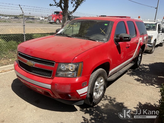 (Dixon, CA) 2013 Chevrolet Suburban FL 1500 4-Door Sport Utility Vehicle Runs & Moves