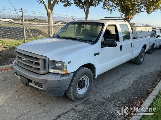 (Dixon, CA) 2002 Ford F-250 SD Crew-Cab Pickup Truck Runs & Moves