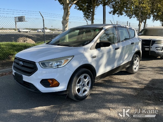 (Dixon, CA) 2017 Ford Escape S FWD 4-Door Sport Utility Vehicle Runs & Moves