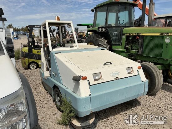 (Dixon, CA) Tennant 800 Sweeper Non Running)(Conditions Unknown