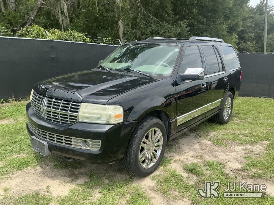 (Tampa, FL) 2007 Lincoln Navigator 4x4 4-Door Sport Utility Vehicle Runs & Moves) (Engine Performanc