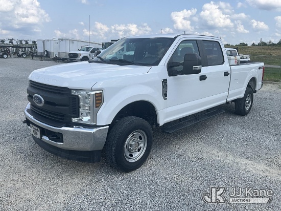 (Madisonville, KY) 2018 Ford F250 4x4 Crew-Cab Pickup Truck Runs & Moves) (Dash Warning Indicator On