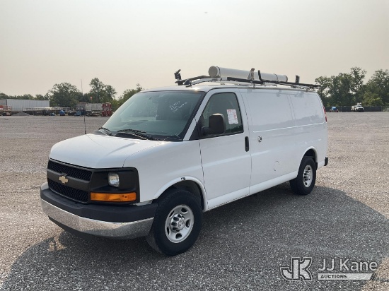 (Verona, KY) 2014 Chevrolet Express G2500 Cargo Van Runs & Moves) (Dash Warning Indicators On