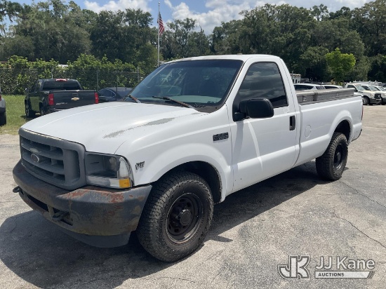(Ocala, FL) 2002 Ford F-250 SD Pickup Truck Runs & Moves