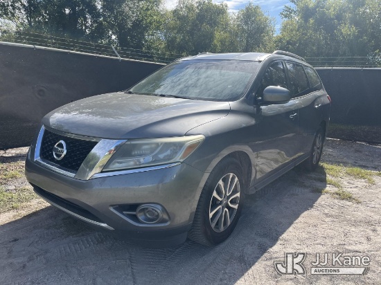 (Tampa, FL) 2016 Nissan Pathfinder 4-Door Sport Utility Vehicle, State of Florida Unit Runs & Moves)