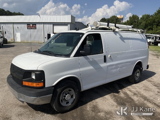 (Florence, SC) 2014 Chevrolet Express G2500 Cargo Van Runs & Moves) (Dash Warning Indicator On-See D