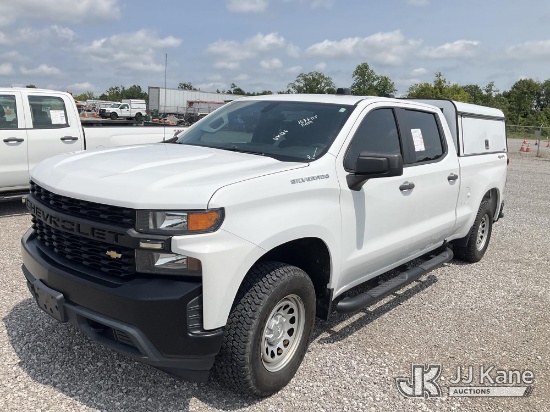 (Verona, KY) 2019 Chevrolet Silverado 1500 Crew-Cab Pickup Truck Duke Unit) (Runs & Moves
