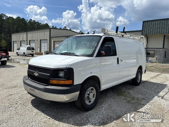 (Jacksonville, FL) 2014 Chevrolet Express G2500 Cargo Van Runs & Moves
