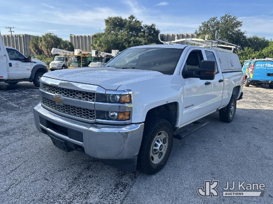 (West Palm Beach, FL) 2019 Chevrolet Silverado 2500HD 4x4 Extended-Cab Pickup Truck Runs & Moves) (E