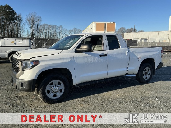 (China Grove, NC) 2019 Toyota Tundra 4x4 Crew-Cab Pickup Truck Runs & Moves) (Jump To Start, No Reve