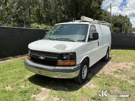 (Tampa, FL) 2014 Chevrolet Express 2500 Cargo Van Runs & Moves