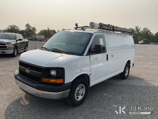 (Verona, KY) 2014 Chevrolet Express G2500 Cargo Van Runs & Moves) (Dash Warning Indicators On, Exter