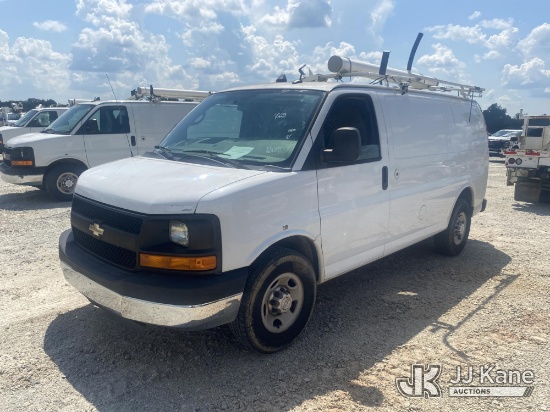(Villa Rica, GA) 2014 Chevrolet Express G2500 Cargo Van Runs & Moves