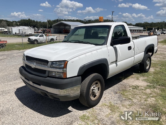 (Tampa, FL) 2004 Chevrolet Silverado 2500HD Pickup Truck Not Running, Condition Unknown) (FL Residen