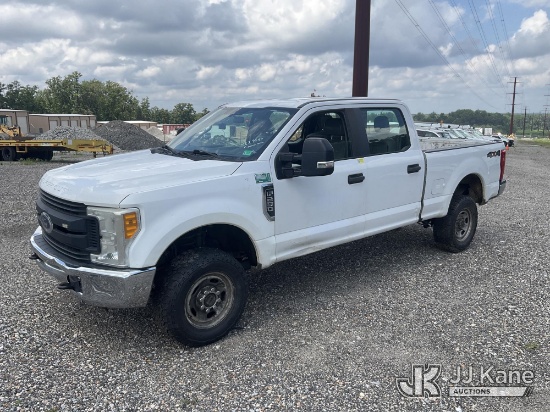(Chester, VA) 2017 Ford F250 4x4 Crew-Cab Pickup Truck Runs & Moves) (Dash Warning Indicators On, Ex