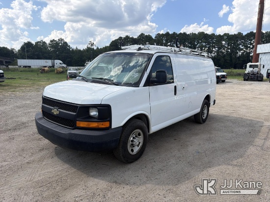 (Florence, SC) 2016 Chevrolet Express G2500 Cargo Van Runs & Moves) (Dash Warning Indicator On