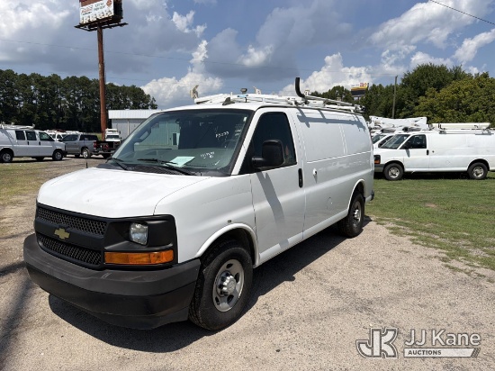 (Florence, SC) 2017 Chevrolet Express G2500 Cargo Van Runs & Moves) (Dash Warning Indicator On, Exte