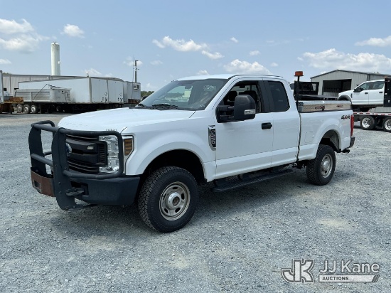 (China Grove, NC) 2018 Ford F250 4x4 Extended-Cab Pickup Truck Runs & Moves) (Dash Warning Indicator