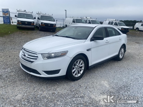 (Villa Rica, GA) 2014 Ford Taurus SE FWD 4-Door Sedan Runs & Moves