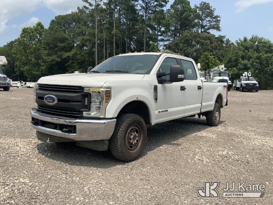 (Graysville, AL) 2018 Ford F250 4x4 Crew-Cab Pickup Truck Runs & Moves) (Engine Performance Concerns