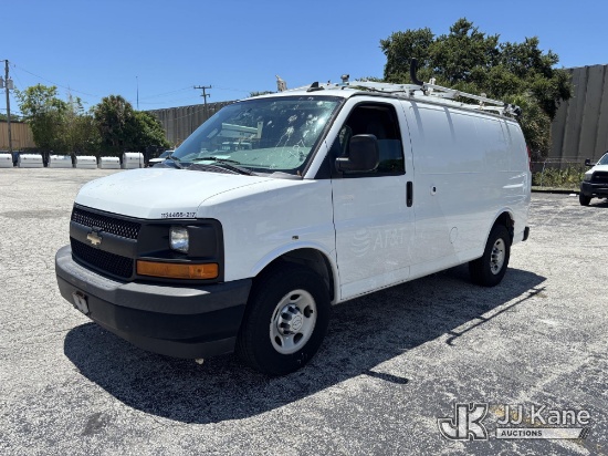 (West Palm Beach, FL) 2017 Chevrolet Express 2500 Cargo Window Van Runs & Moves) (FL Residents Purch