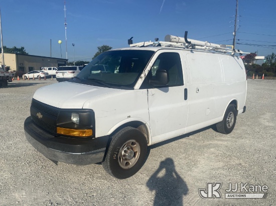 (Villa Rica, GA) 2014 Chevrolet Express G2500 Cargo Van Runs & Moves) (Brake System Non-Operational,