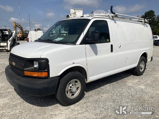 (Villa Rica, GA) 2015 Chevrolet Express G2500 Cargo Van Runs & Moves
