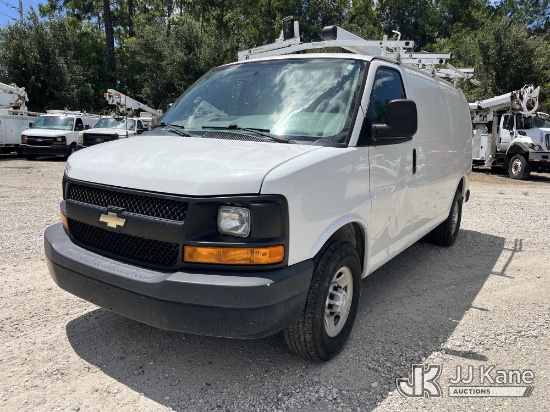 (Jacksonville, FL) 2016 Chevrolet Express G2500 Cargo Van Runs & Moves