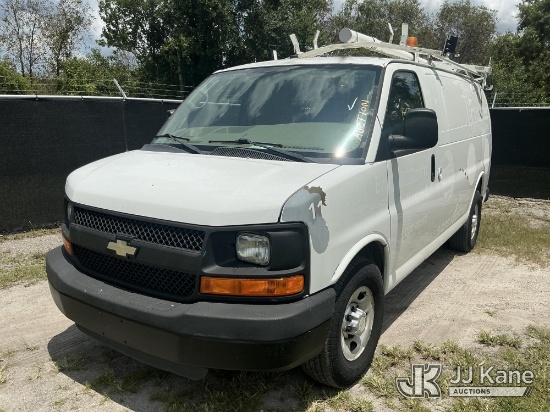 (Tampa, FL) 2011 Chevrolet Express G2500 Cargo Van Runs & Moves
