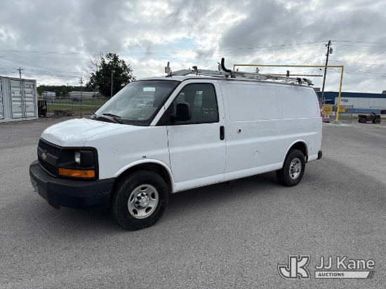 (Lebanon, TN) 2015 Chevrolet Express 2500 Cargo FFV Cargo Van Runs & Moves) (Dash Light Indicator On