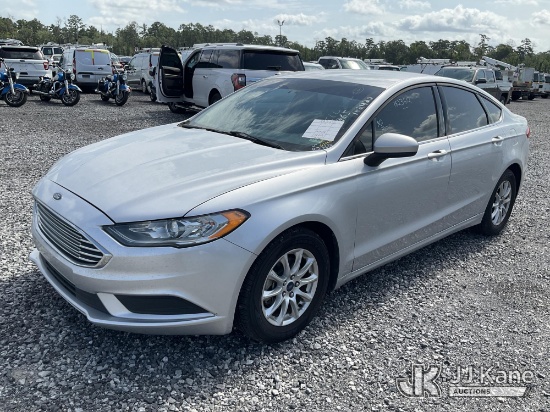 (Hammond, LA) 2017 Ford Fusion 4-Door Sedan Runs & Moves) (Exterior Defects-See Pictures