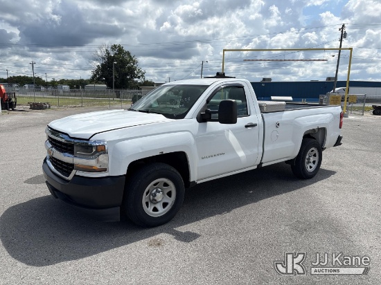 (Lebanon, TN) 2017 Chevrolet Silverado 1500 Pickup Truck Runs & Moves) (Windshield Deficiencies