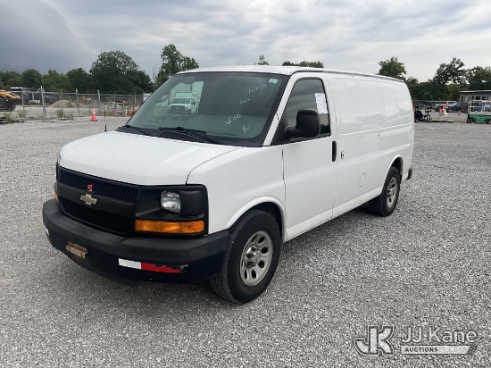 (Verona, KY) 2013 Chevrolet Express G1500 Cargo Van Runs & Moves
