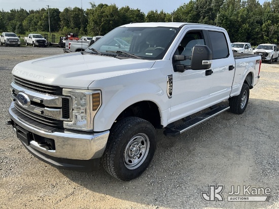 (Madisonville, KY) 2018 Ford F-250 SD Crew-Cab Pickup Truck Runs & Moves) (Dash Warning Indicator On