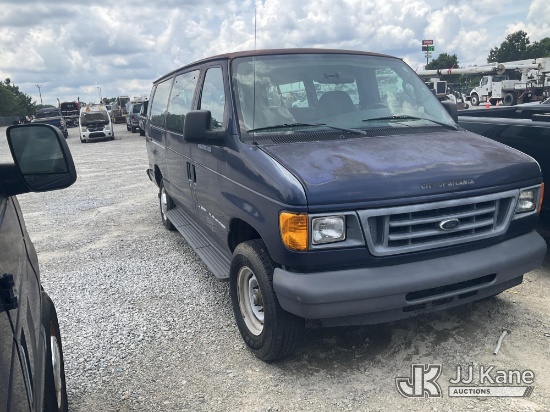 (Villa Rica, GA) 2006 Ford E350 Passenger Van Not Running, Condition Unknown, Flat Tire