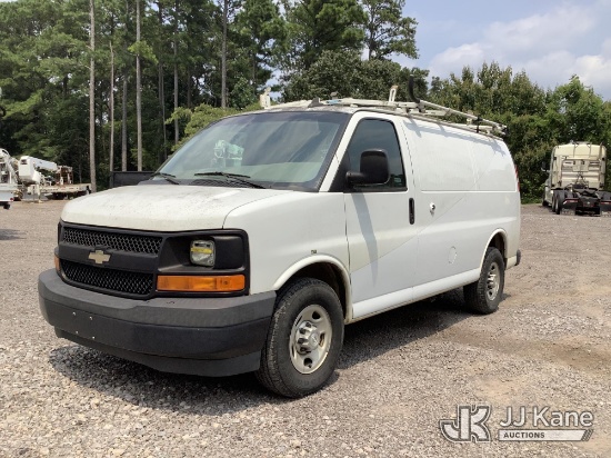 (Graysville, AL) 2017 Chevrolet Express G2500 Cargo Van Runs & Moves) (A/C Not Working