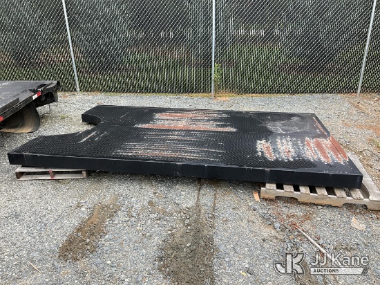 (China Grove, NC) Steel Flatbed 8 ft x 12 ft 9 in NOTE: This unit is being sold AS IS/WHERE IS via T